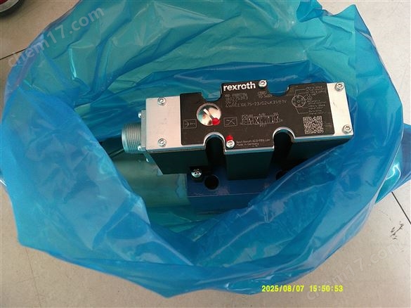 力士樂REXROTH R900927356 4WREE10E75