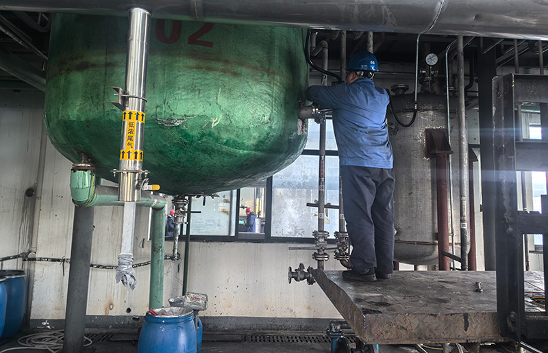 振動(dòng)式在線粘度計(jì)