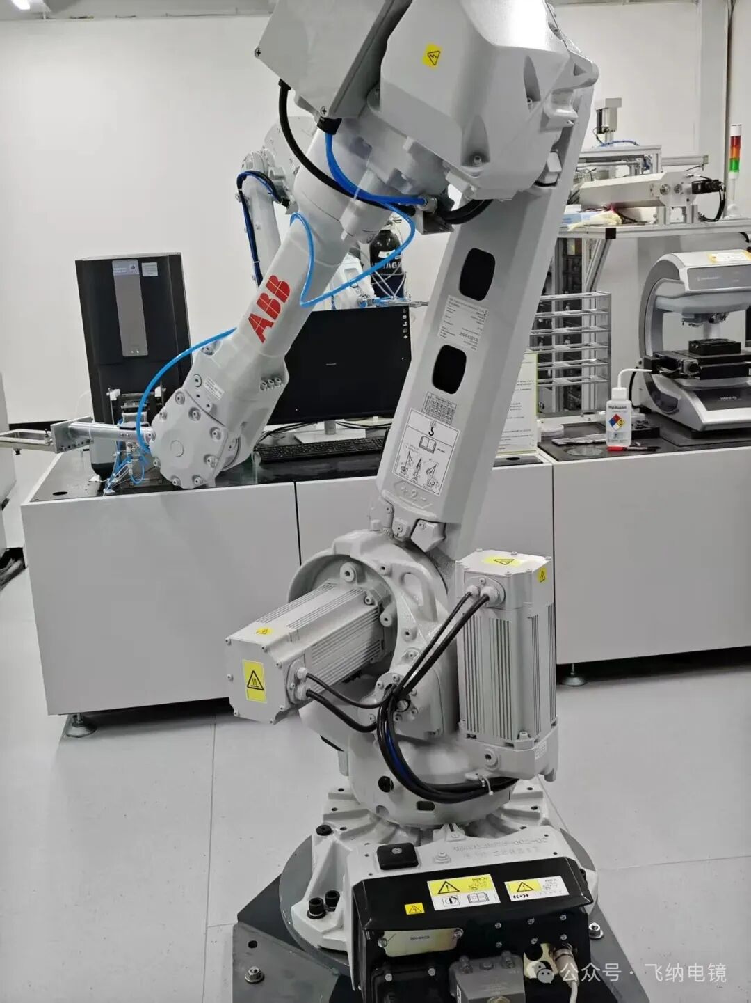 飞纳台式大仓自动化电镜