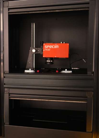 采集鹿茸菇高光譜數(shù)據(jù)(高光譜分析鹿茸菇摻假平菇真?zhèn)伪葘Γ?height=