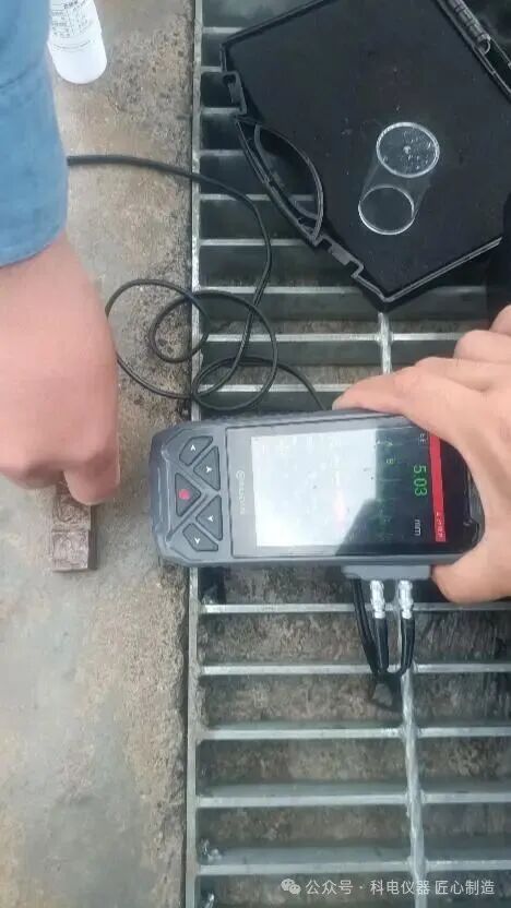 测厚仪器国产机型与进口机型的功能对比